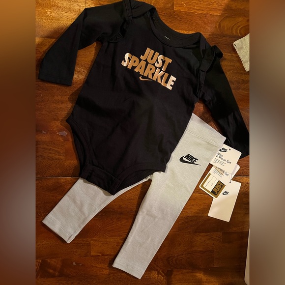 Nike 2-piece set, Just Sparkle, size 12 months, NWT - Picture 2 of 9